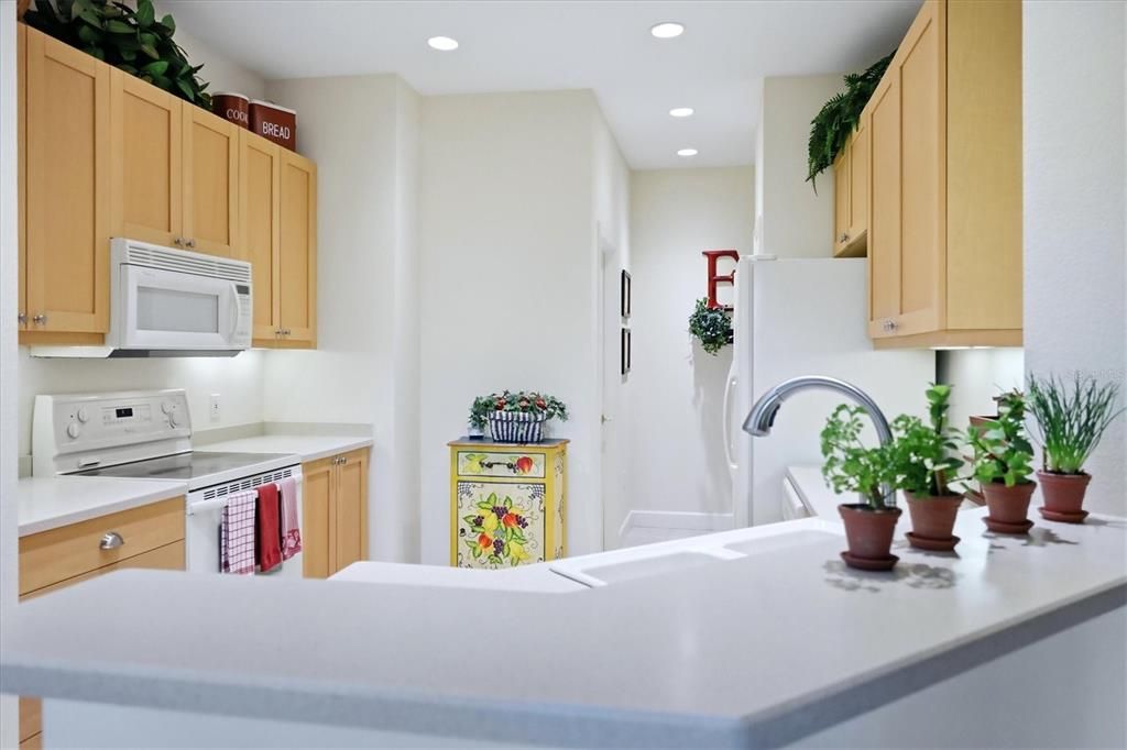 En Venta: $399,000 (3 camas, 2 baños, 1969 Pies cuadrados)