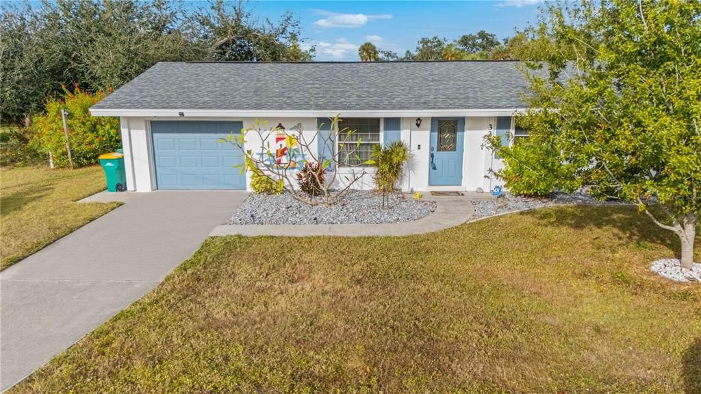 For Sale: $355,000 (2 beds, 2 baths, 1118 Square Feet)