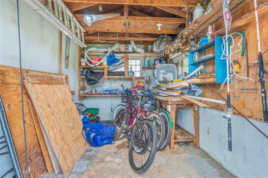 For Sale: $355,000 (2 beds, 2 baths, 1118 Square Feet)