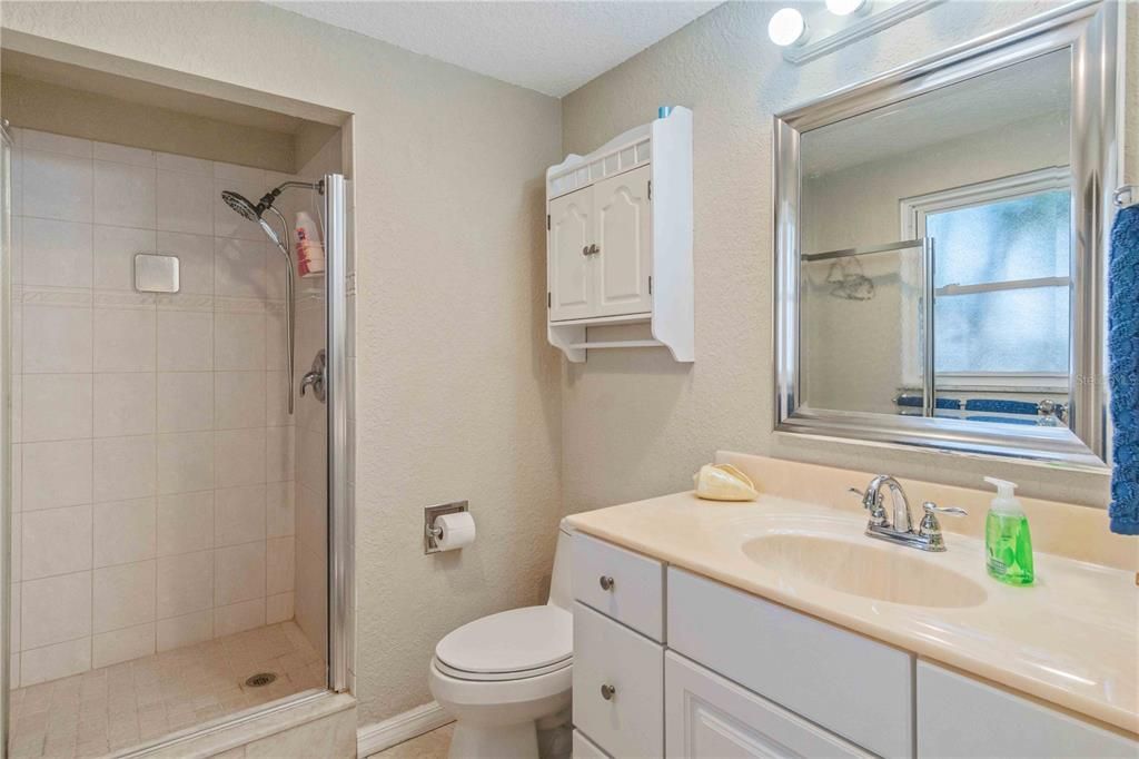 For Sale: $355,000 (2 beds, 2 baths, 1118 Square Feet)