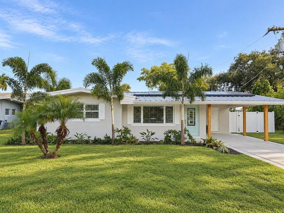 For Sale: $359,000 (2 beds, 2 baths, 1420 Square Feet)