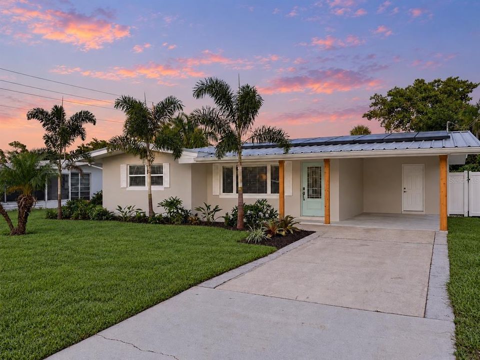 For Sale: $359,000 (2 beds, 2 baths, 1420 Square Feet)