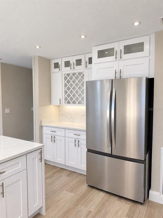For Sale: $359,000 (2 beds, 2 baths, 1420 Square Feet)