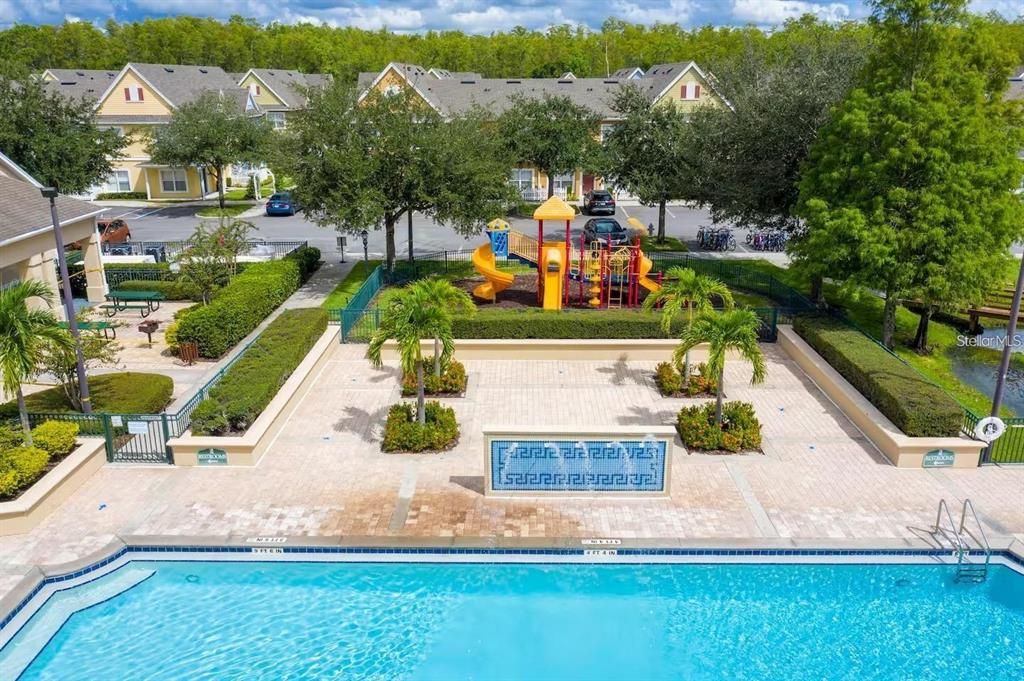 For Rent: $2,200 (3 beds, 2 baths, 1296 Square Feet)