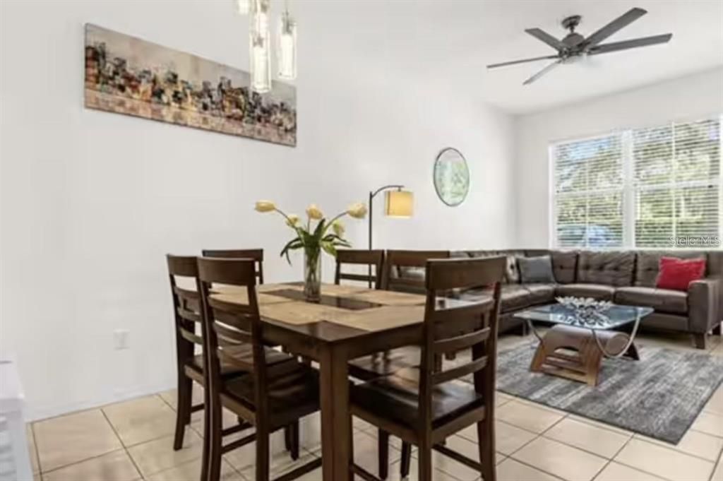 For Rent: $2,200 (3 beds, 2 baths, 1296 Square Feet)