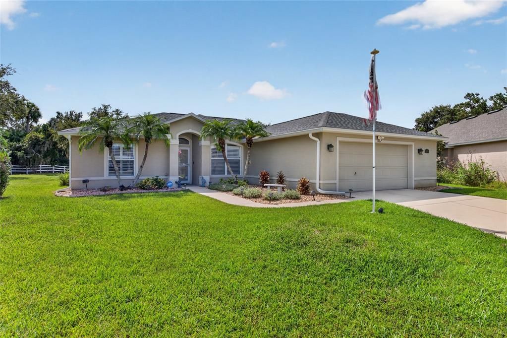 For Sale: $459,900 (3 beds, 2 baths, 1479 Square Feet)