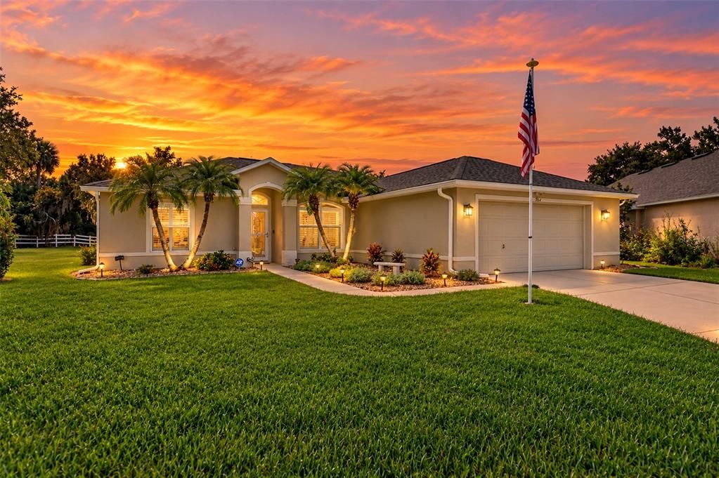 For Sale: $459,900 (3 beds, 2 baths, 1479 Square Feet)