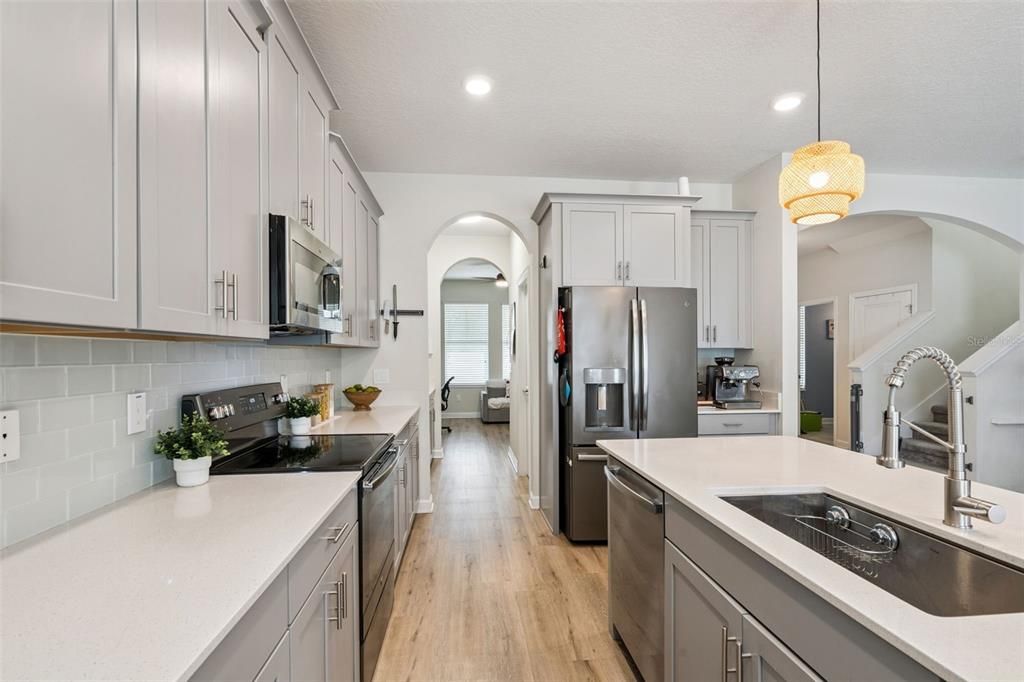 For Sale: $525,000 (3 beds, 2 baths, 2175 Square Feet)