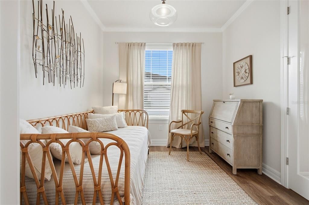 For Sale: $1,690,000 (6 beds, 4 baths, 4359 Square Feet)
