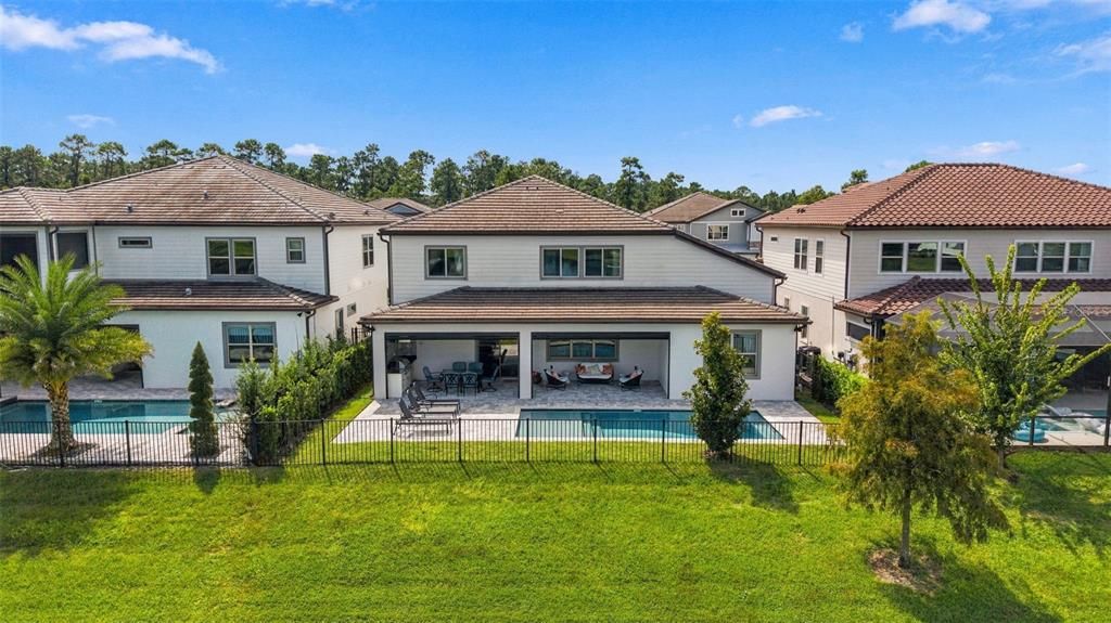 For Sale: $1,690,000 (6 beds, 4 baths, 4359 Square Feet)