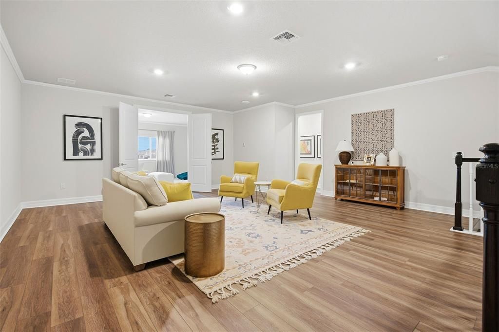 For Sale: $1,690,000 (6 beds, 4 baths, 4359 Square Feet)