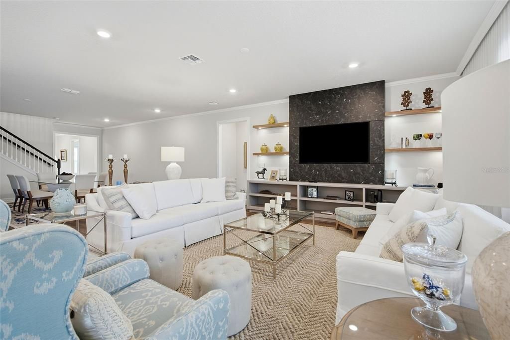 For Sale: $1,690,000 (6 beds, 4 baths, 4359 Square Feet)