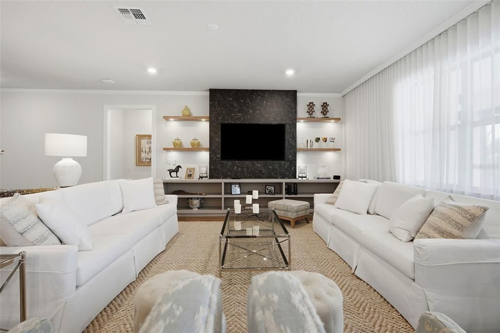 For Sale: $1,690,000 (6 beds, 4 baths, 4359 Square Feet)