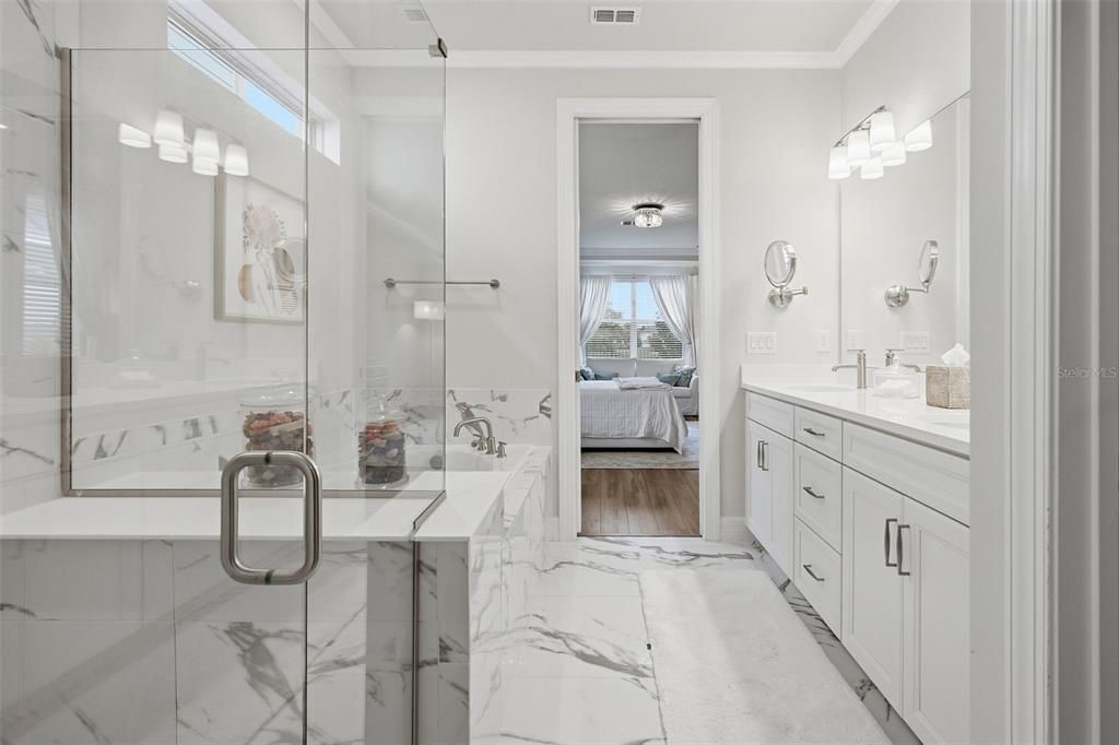 For Sale: $1,690,000 (6 beds, 4 baths, 4359 Square Feet)