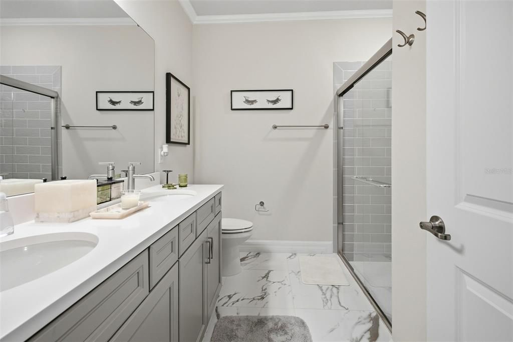 For Sale: $1,690,000 (6 beds, 4 baths, 4359 Square Feet)
