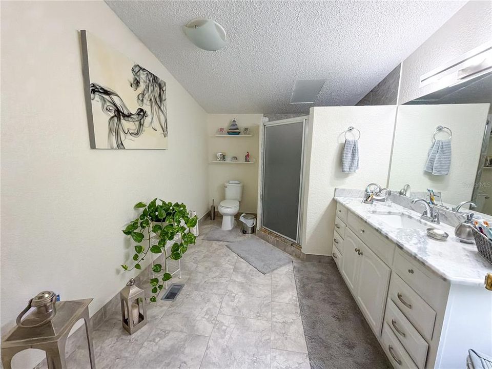 For Sale: $299,000 (3 beds, 2 baths, 2196 Square Feet)