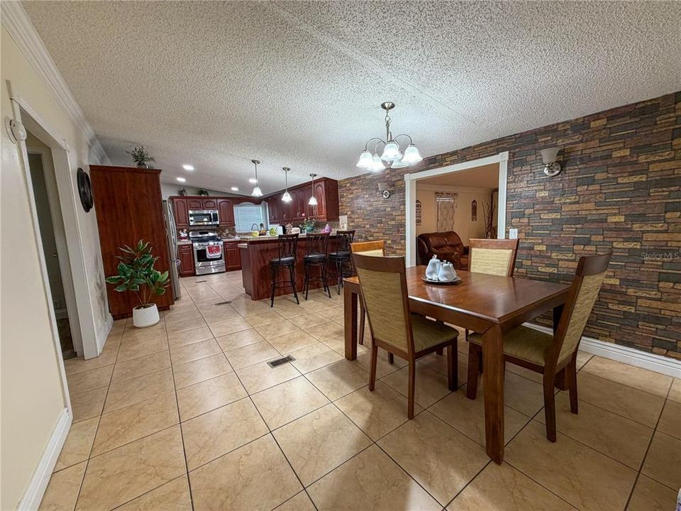 For Sale: $299,000 (3 beds, 2 baths, 2196 Square Feet)