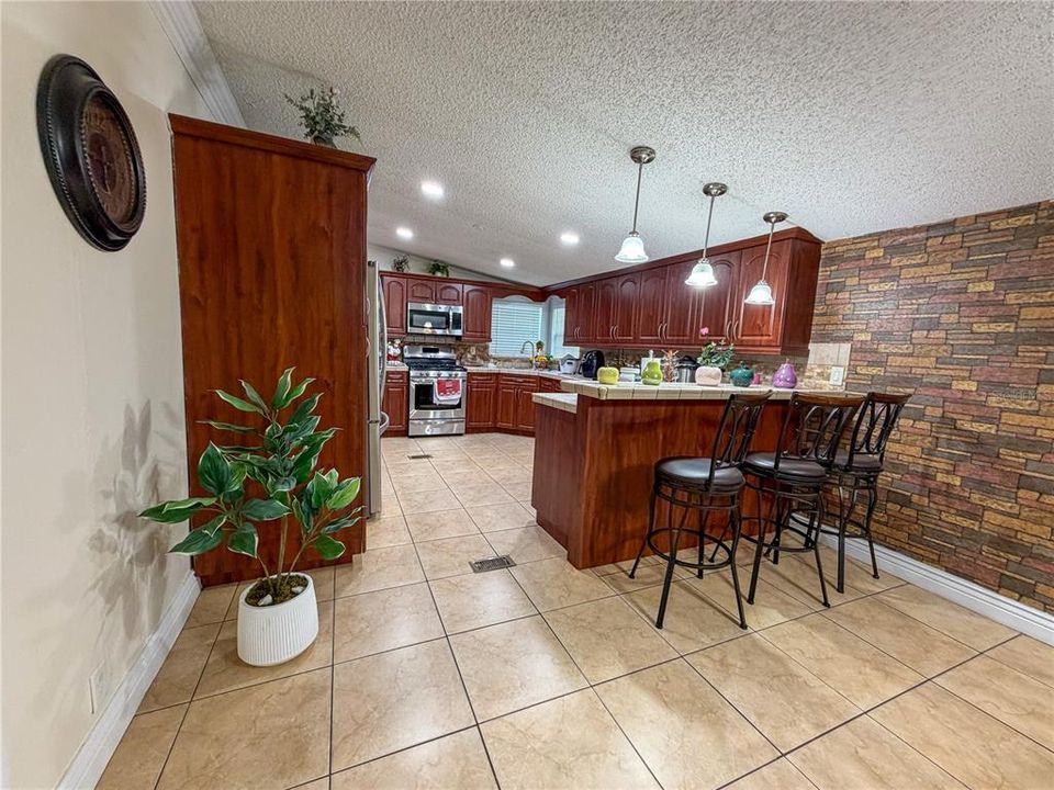 For Sale: $299,000 (3 beds, 2 baths, 2196 Square Feet)