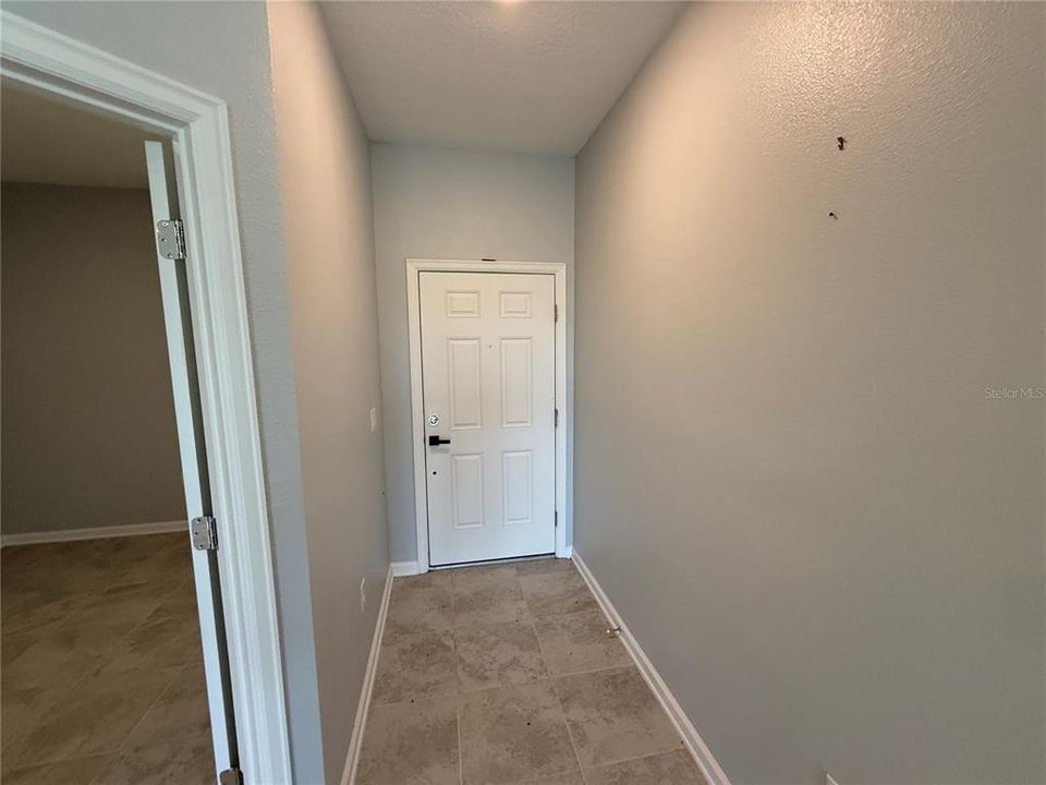 For Sale: $294,500 (2 beds, 2 baths, 1408 Square Feet)