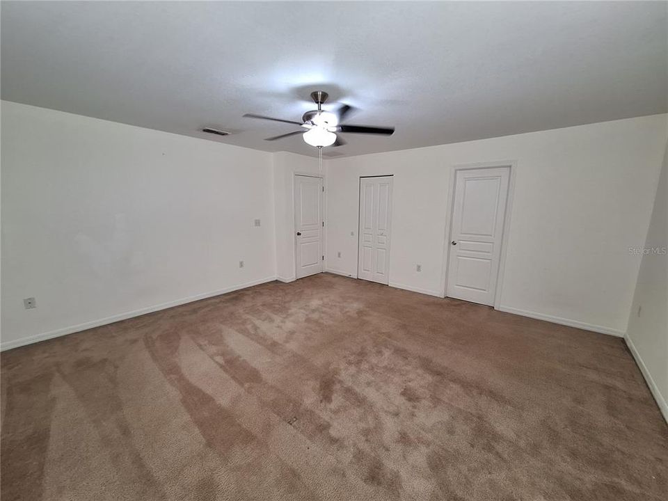 For Rent: $2,195 (3 beds, 2 baths, 2349 Square Feet)