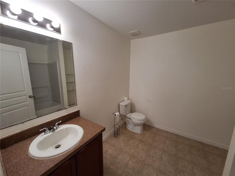 For Rent: $2,195 (3 beds, 2 baths, 2349 Square Feet)