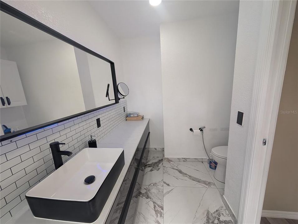 For Rent: $2,400 (3 beds, 2 baths, 1336 Square Feet)