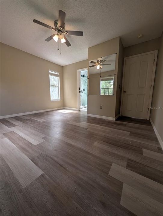 For Rent: $2,400 (3 beds, 2 baths, 1336 Square Feet)