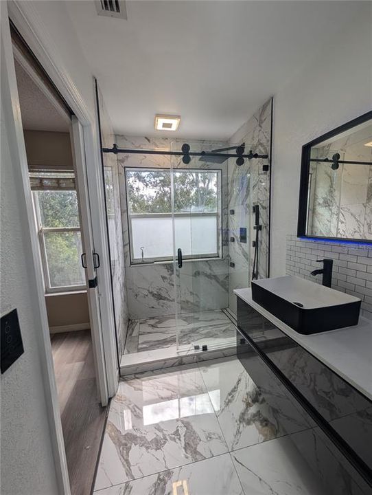 For Rent: $2,400 (3 beds, 2 baths, 1336 Square Feet)