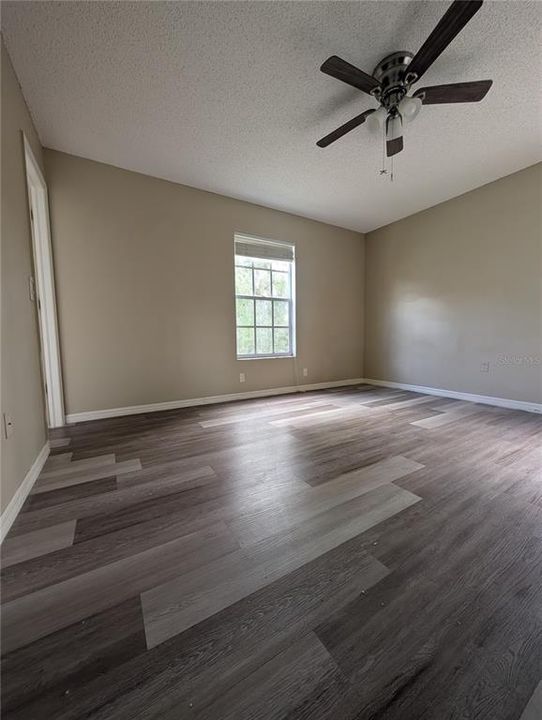 For Rent: $2,400 (3 beds, 2 baths, 1336 Square Feet)