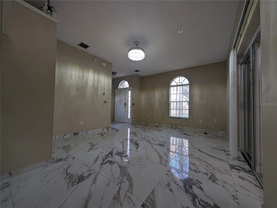 For Rent: $2,400 (3 beds, 2 baths, 1336 Square Feet)