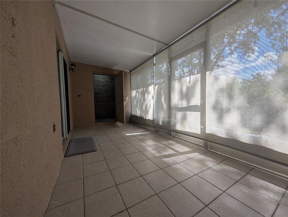 For Rent: $2,400 (3 beds, 2 baths, 1336 Square Feet)