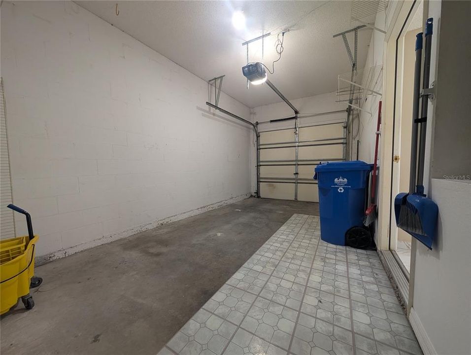 For Rent: $2,400 (3 beds, 2 baths, 1336 Square Feet)