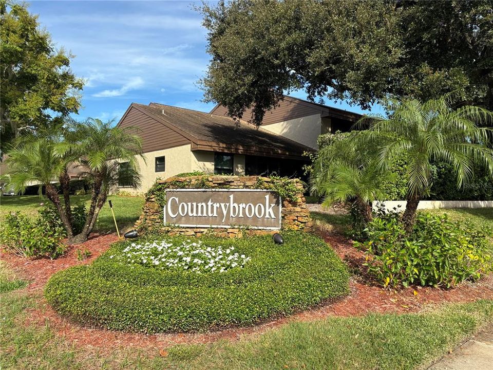 For Sale: $299,990 (2 beds, 2 baths, 1230 Square Feet)