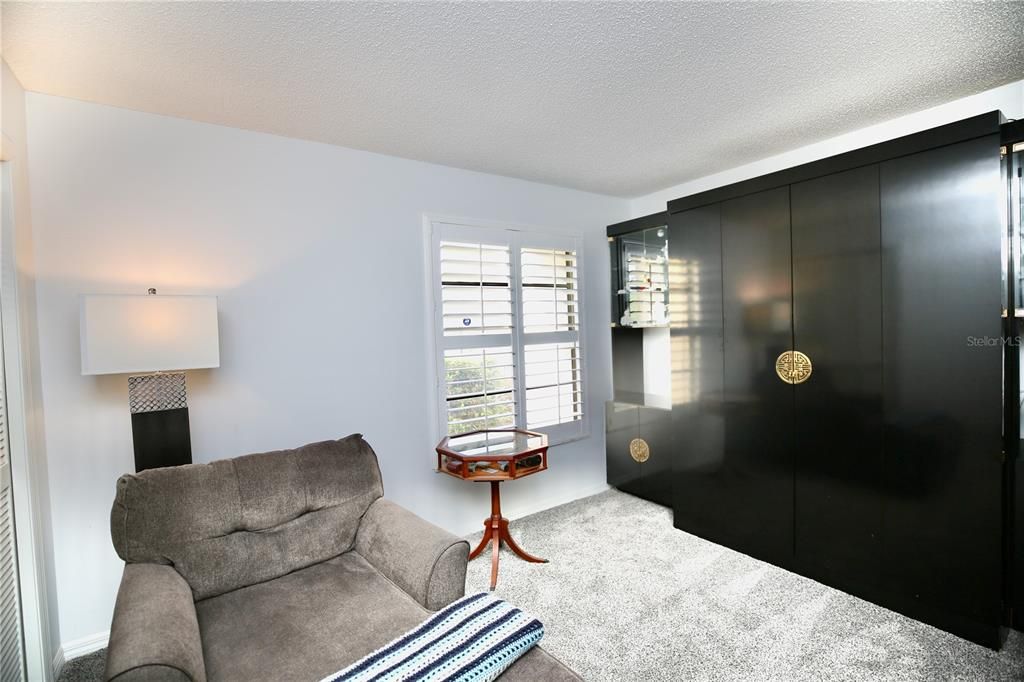 For Sale: $299,990 (2 beds, 2 baths, 1230 Square Feet)