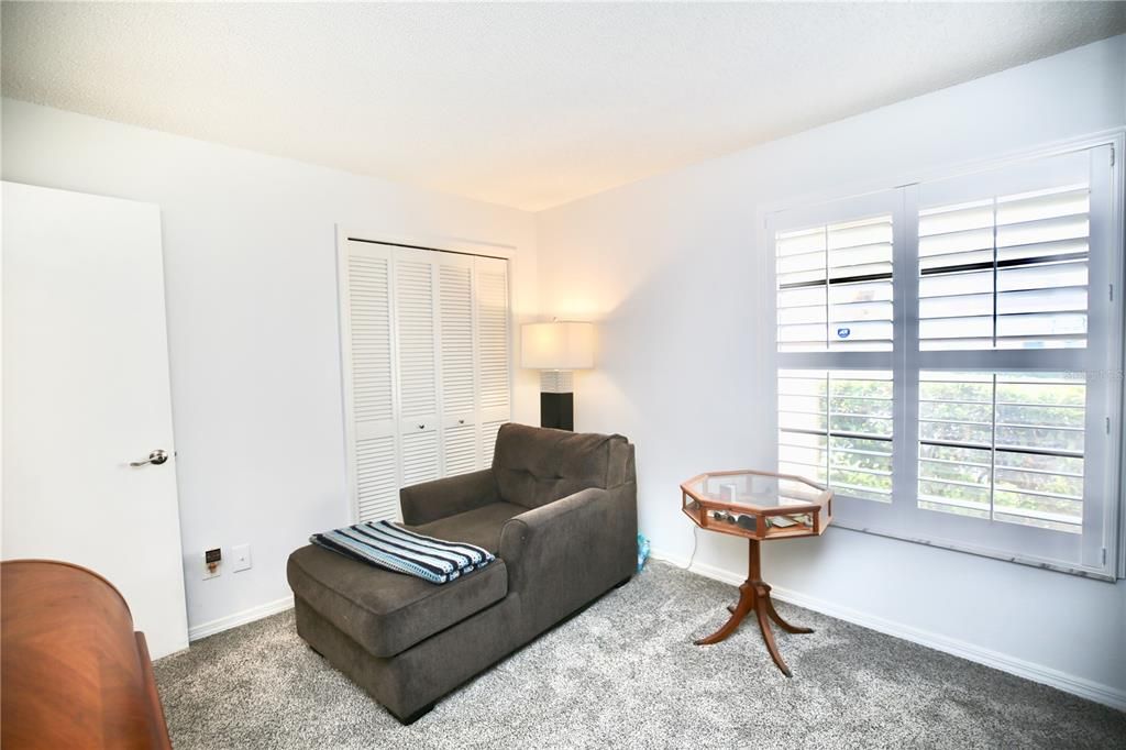 For Sale: $299,990 (2 beds, 2 baths, 1230 Square Feet)