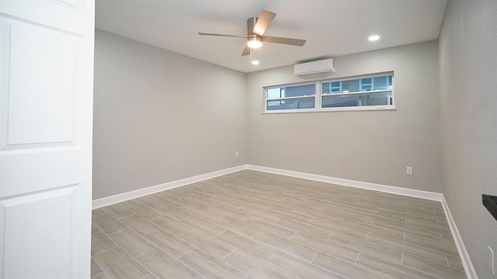 For Sale: $469,900 (3 beds, 0 baths, 1399 Square Feet)