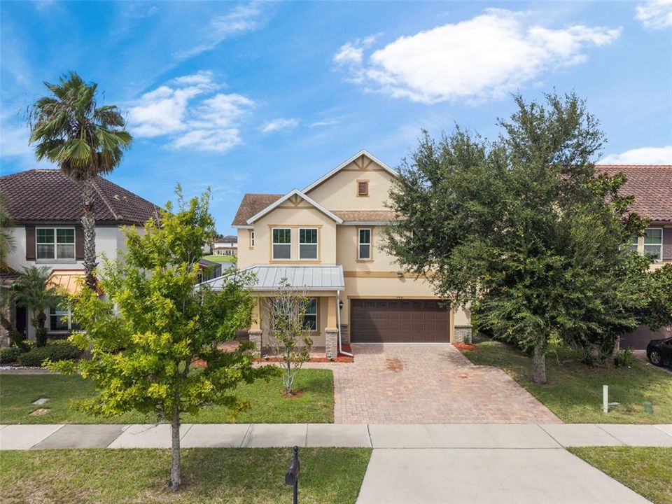 For Sale: $675,000 (5 beds, 3 baths, 2862 Square Feet)