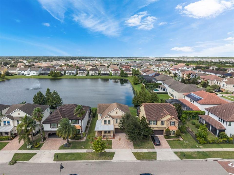 For Sale: $675,000 (5 beds, 3 baths, 2862 Square Feet)