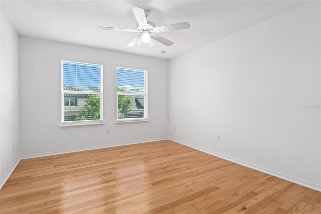 For Sale: $675,000 (5 beds, 3 baths, 2862 Square Feet)