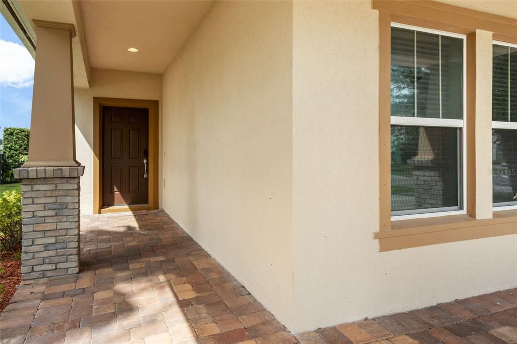 For Sale: $675,000 (5 beds, 3 baths, 2862 Square Feet)