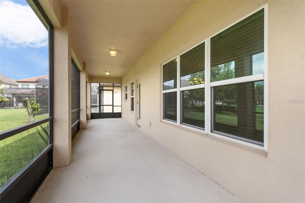 For Sale: $675,000 (5 beds, 3 baths, 2862 Square Feet)