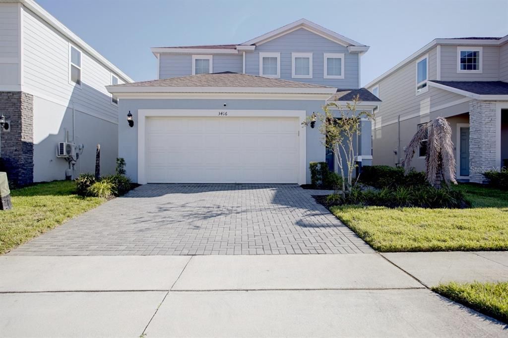 For Sale: $575,000 (5 beds, 5 baths, 2622 Square Feet)
