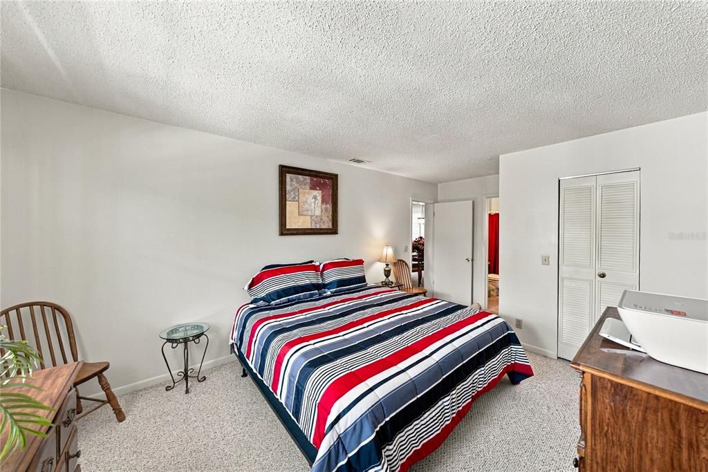 For Sale: $149,900 (3 beds, 3 baths, 1622 Square Feet)