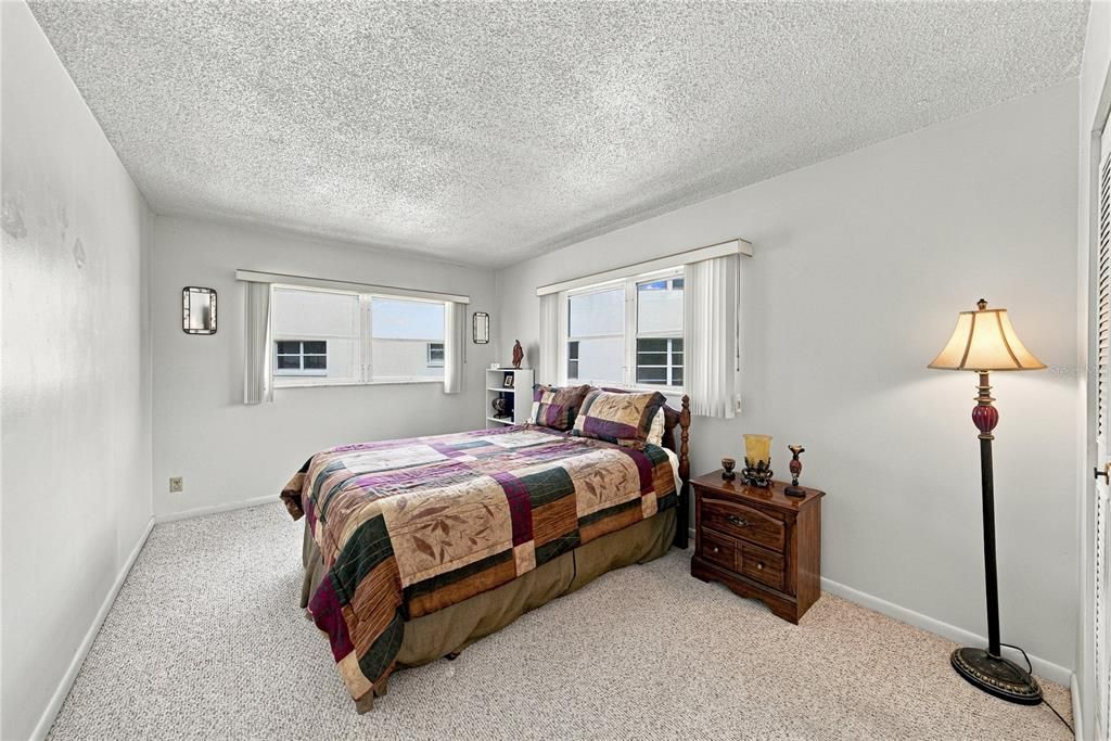 For Sale: $149,900 (3 beds, 3 baths, 1622 Square Feet)
