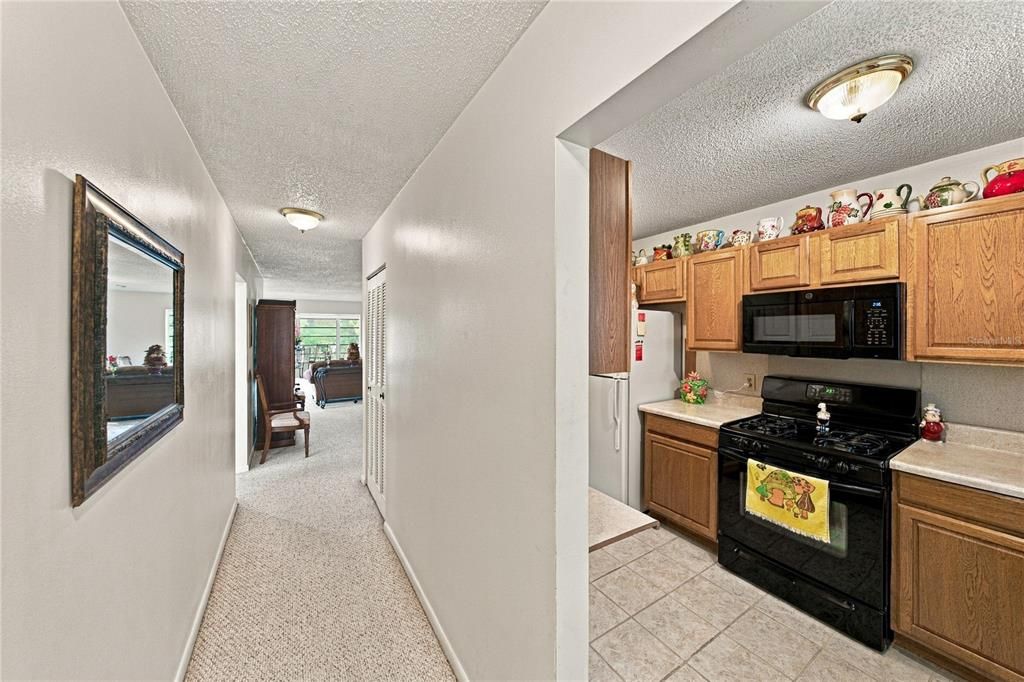 For Sale: $149,900 (3 beds, 3 baths, 1622 Square Feet)