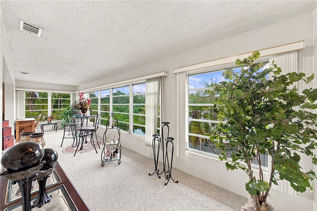 For Sale: $149,900 (3 beds, 3 baths, 1622 Square Feet)