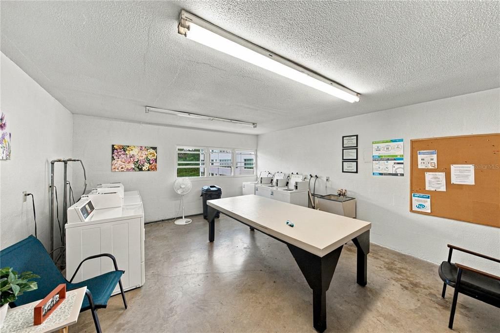 For Sale: $149,900 (3 beds, 3 baths, 1622 Square Feet)