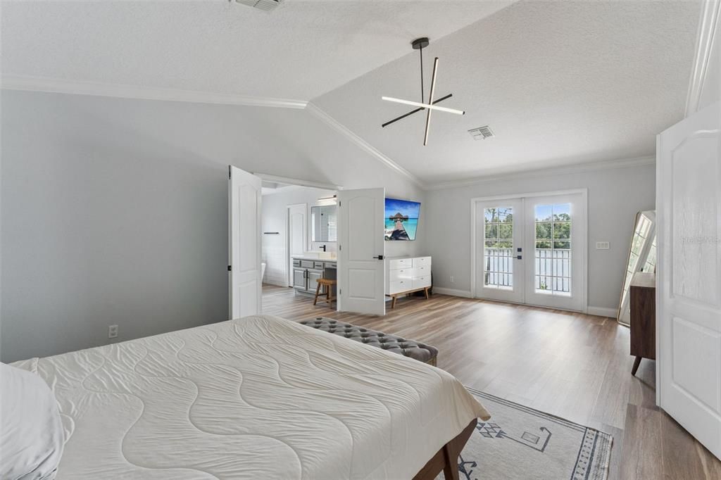 For Sale: $1,099,000 (5 beds, 3 baths, 3438 Square Feet)