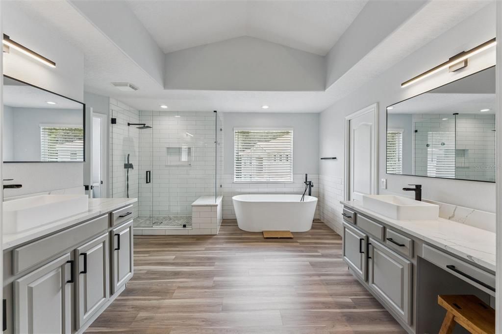 For Sale: $1,099,000 (5 beds, 3 baths, 3438 Square Feet)