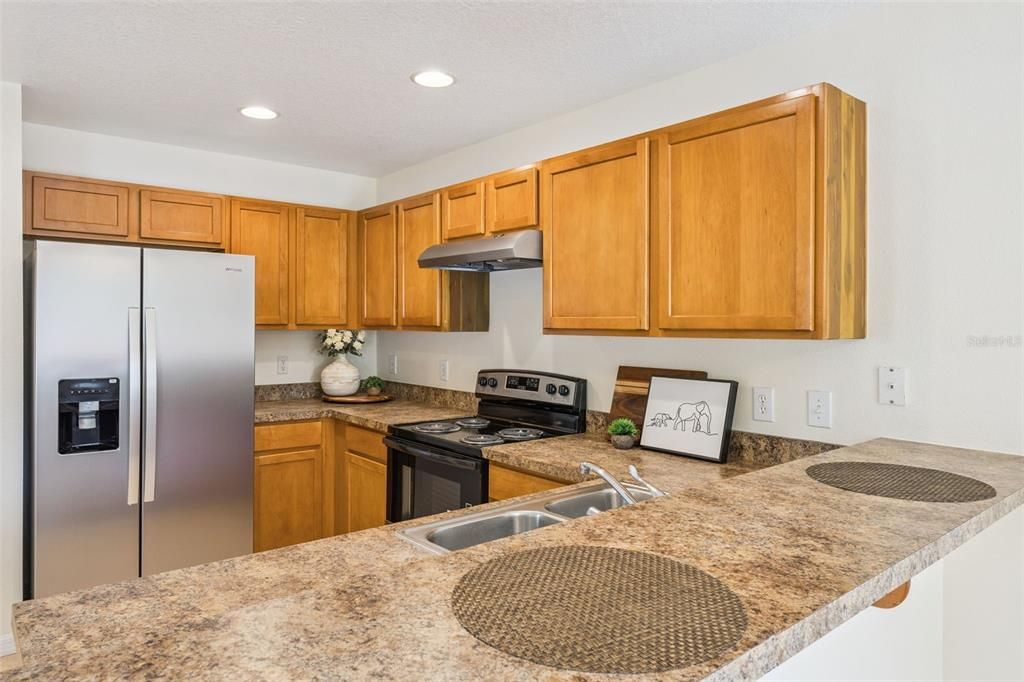 На продажу: $455,000 (3 спален, 2 ванн, 1857 Квадратных фут)